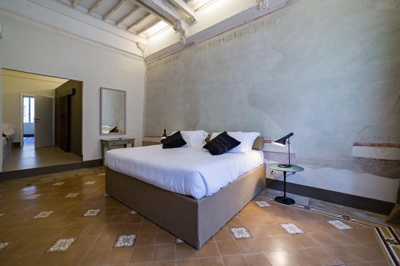 Casatorre Dei Leoni Dimora Storica Bed and Breakfast Siena Exteriör bild